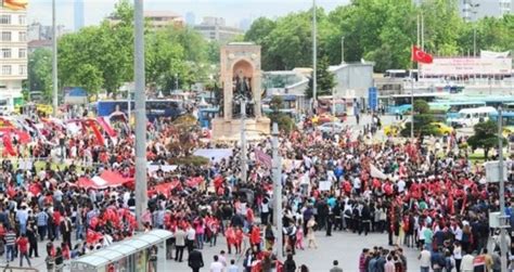 T­a­k­s­i­m­ ­1­ ­M­a­y­ı­s­’­t­a­ ­k­a­p­a­l­ı­